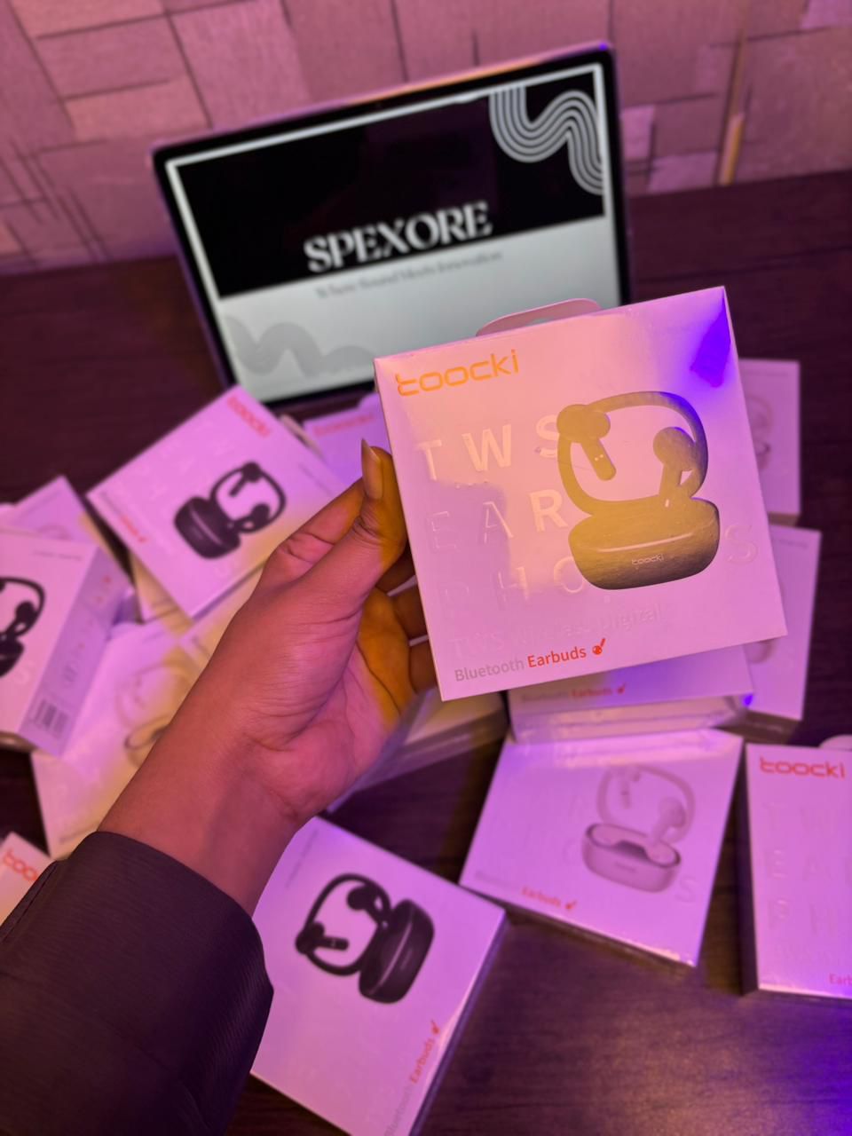 Toocki H06A – TWS Wireless Digital Bluetooth Earbuds  40mAh Earbuds • 400mAh Case • Bluetooth 5.3 • Low Latency • IPX4 Waterproof